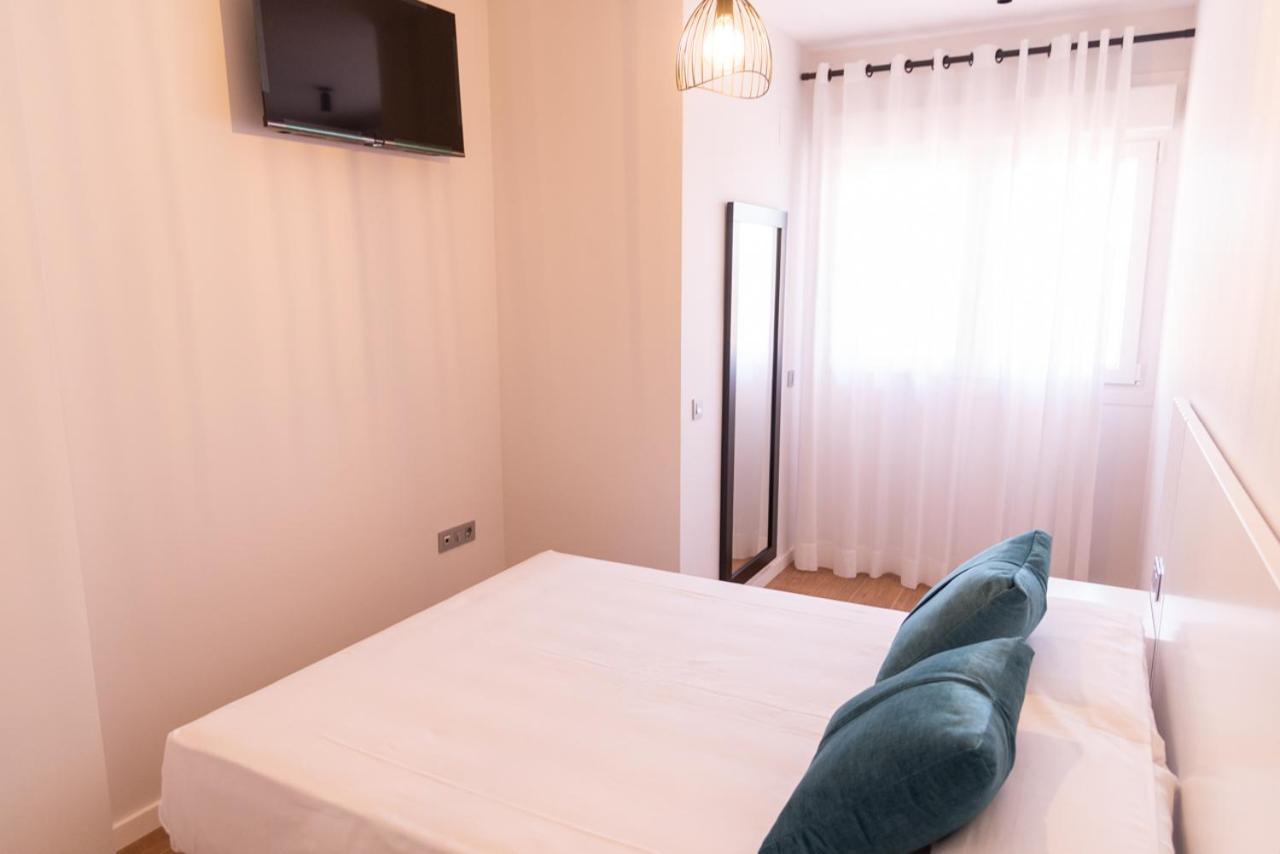 Apartamentos Hotel Carlos I Yuncos Екстериор снимка