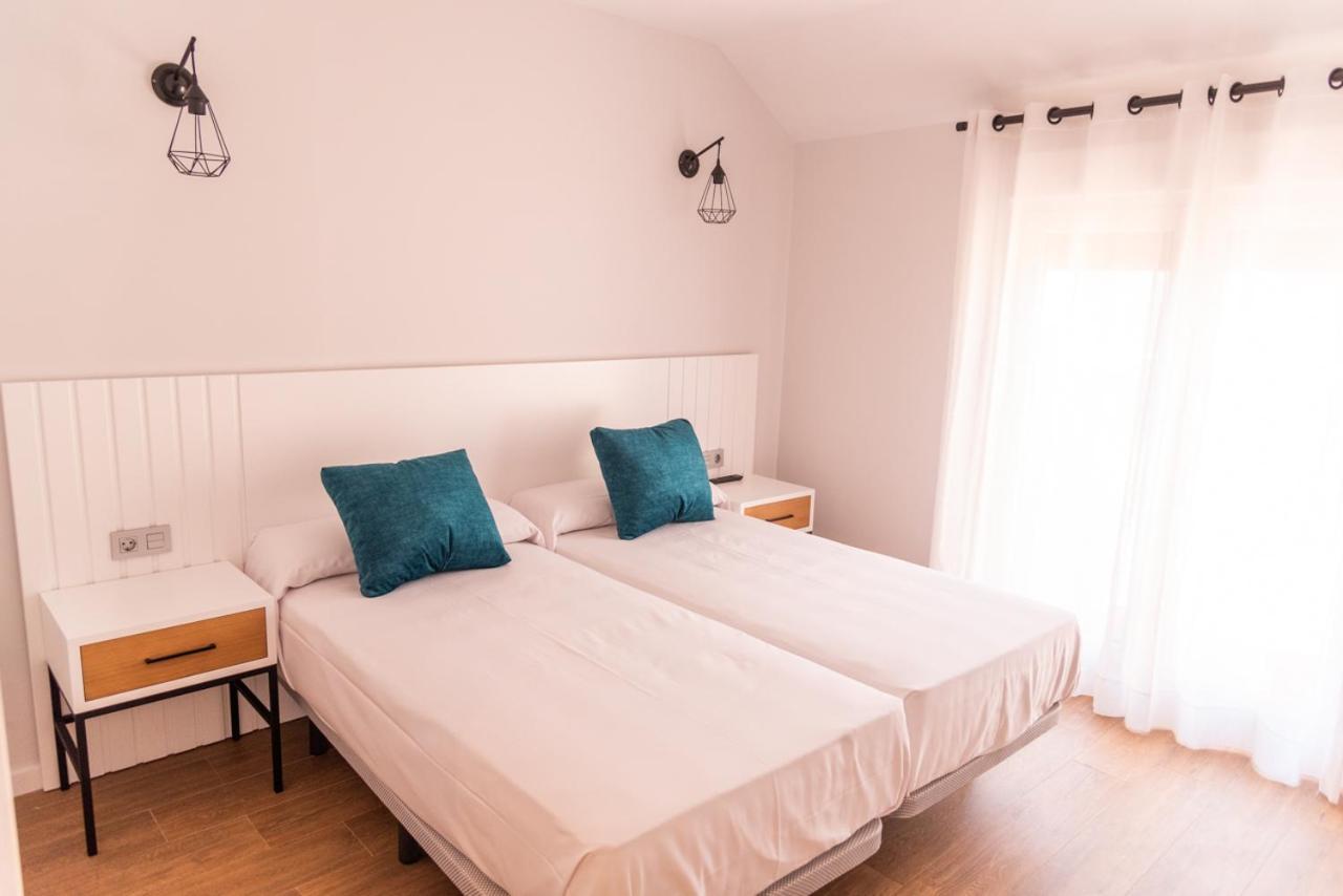 Apartamentos Hotel Carlos I Yuncos Екстериор снимка